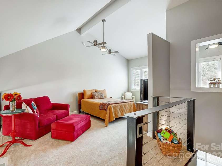 14021 Queens Harbor Road, Charlotte, NC 28278.  MLS# CAR4222497, YatesRealty ID 12458. 