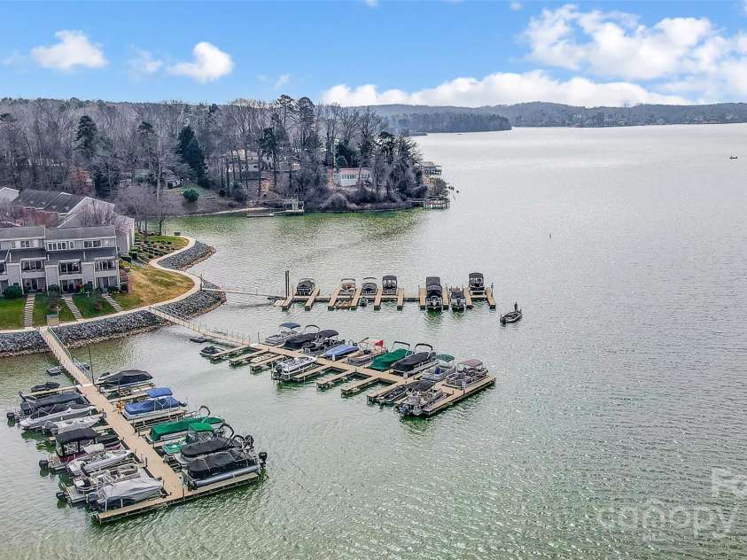 14021 Queens Harbor Road, Charlotte, NC 28278.  MLS# CAR4222497, YatesRealty ID 12458. 