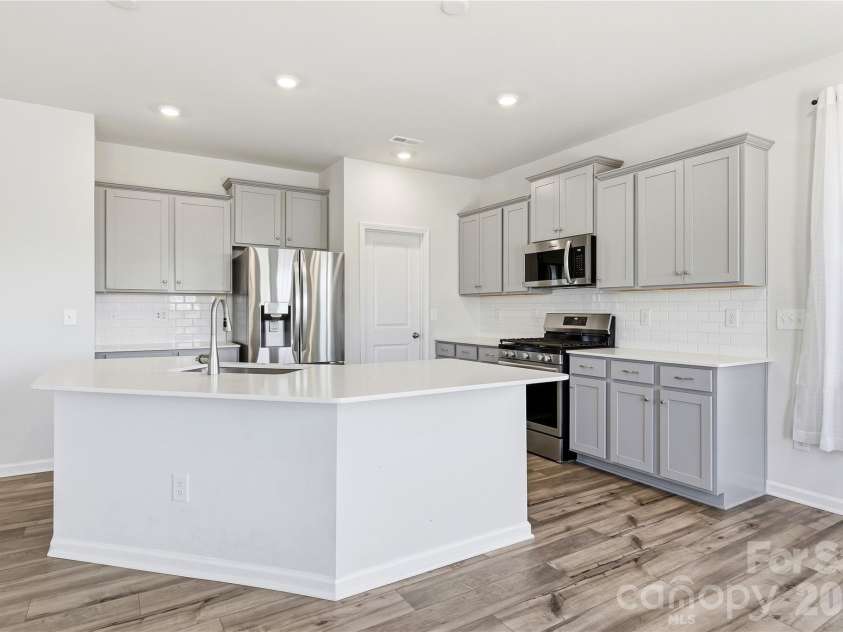 1607 Turkey Roost Road, Fort Mill, SC 29715.  MLS# CAR4368683, YatesRealty ID 12458. 