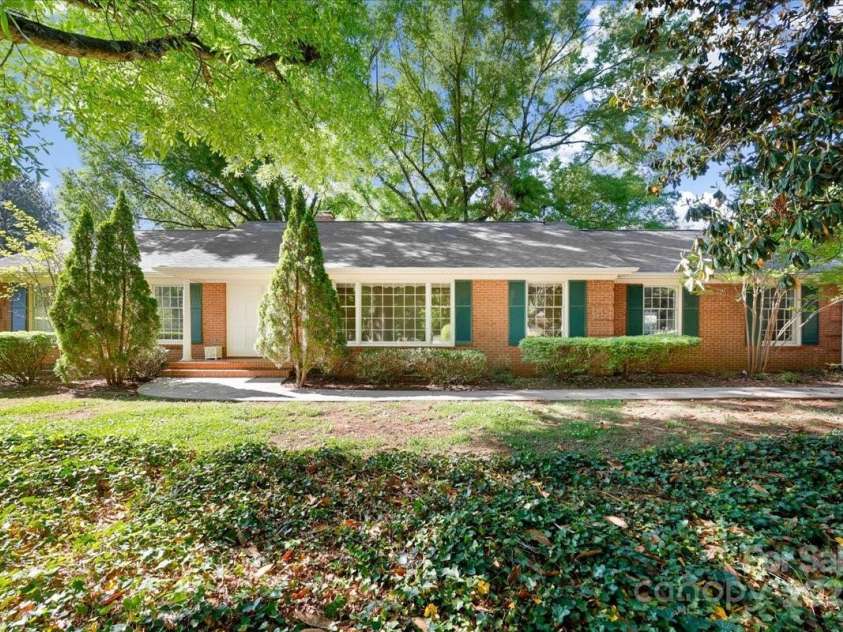 415 Princeton Drive, Salisbury, NC 28144.  MLS# CAR4252075, YatesRealty ID 12459. 