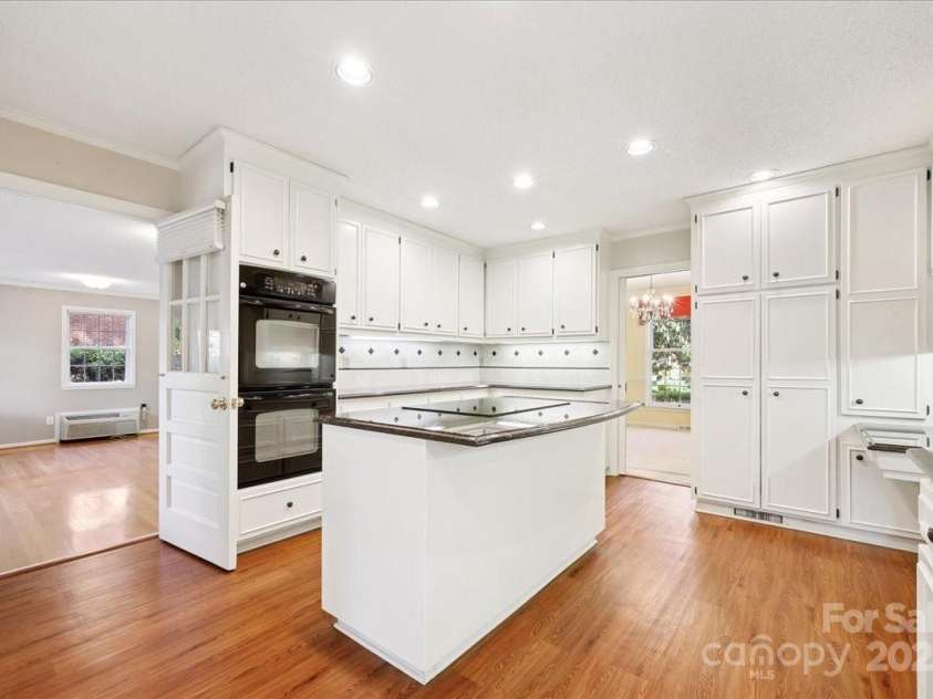 415 Princeton Drive, Salisbury, NC 28144.  MLS# CAR4252075, YatesRealty ID 12459. 