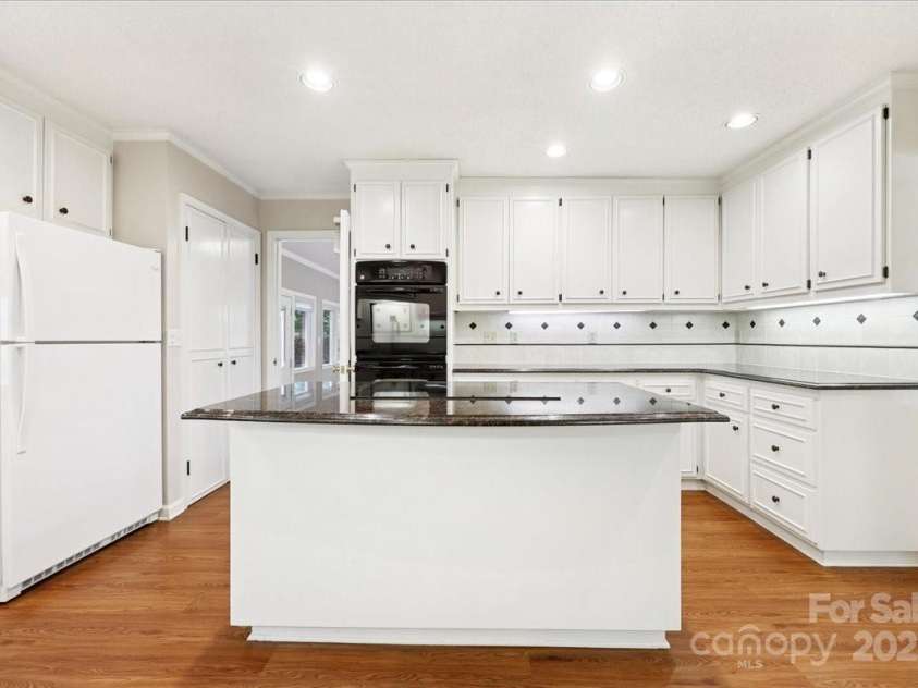 415 Princeton Drive, Salisbury, NC 28144.  MLS# CAR4252075, YatesRealty ID 12459. 