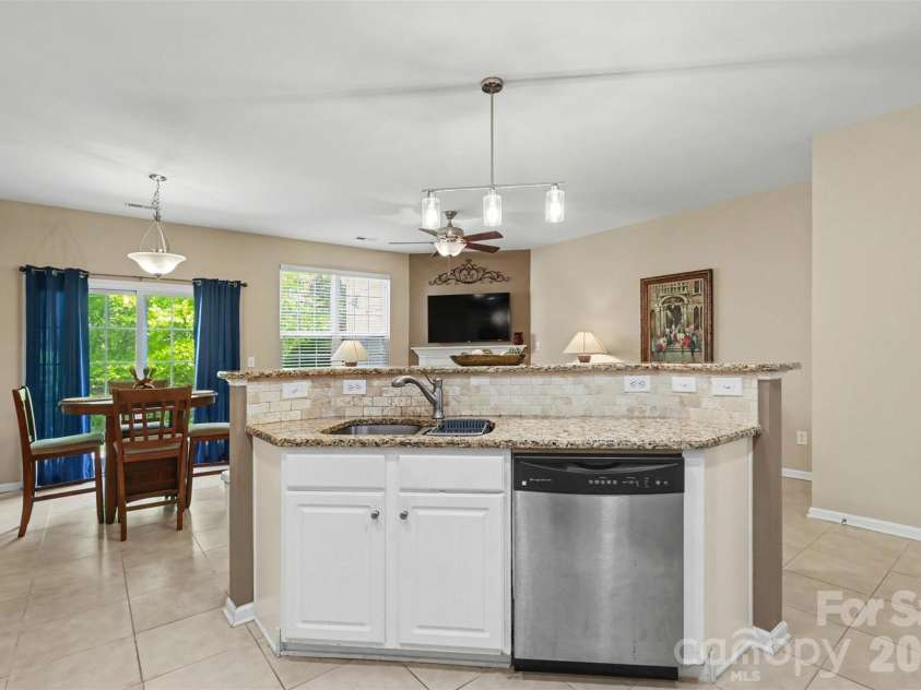 8418 Chaceview Court, Charlotte, NC 28269.  MLS# CAR4368369, YatesRealty ID 12459. 