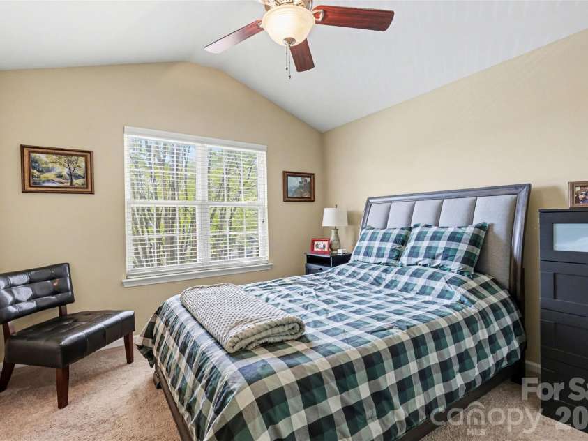 8418 Chaceview Court, Charlotte, NC 28269.  MLS# CAR4368369, YatesRealty ID 12459. 