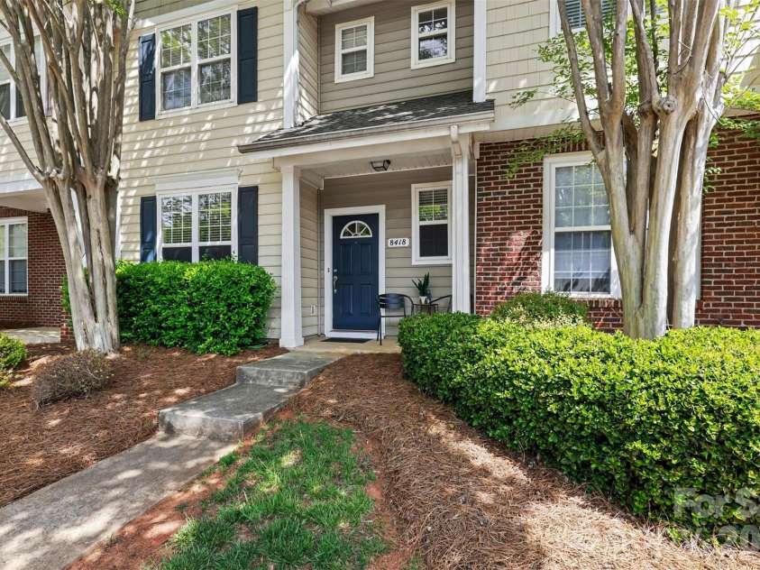 8418 Chaceview Court, Charlotte, NC 28269.  MLS# CAR4368369, YatesRealty ID 12459. 