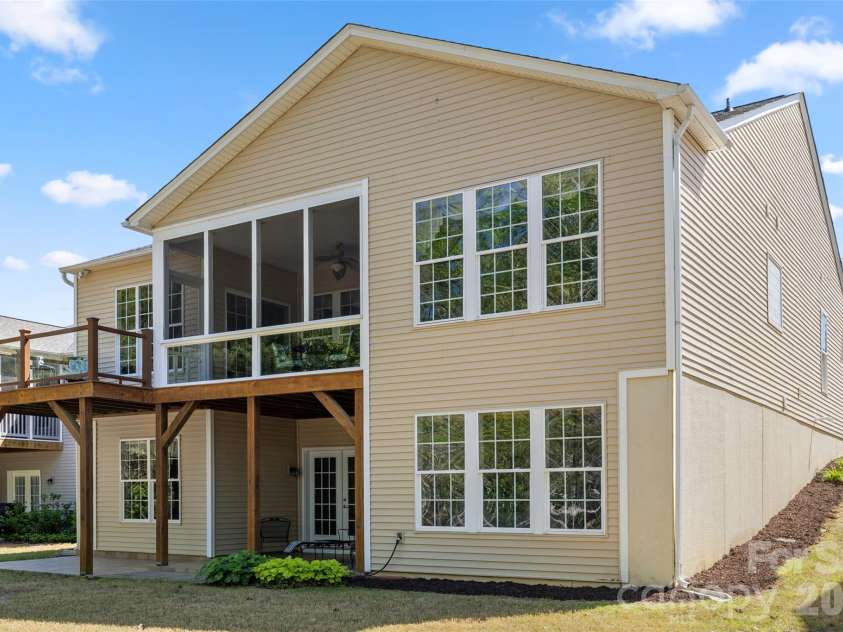 27064 Sanderling Court, Fort Mill, SC 29707.  MLS# CAR4366692, YatesRealty ID 12460. 
