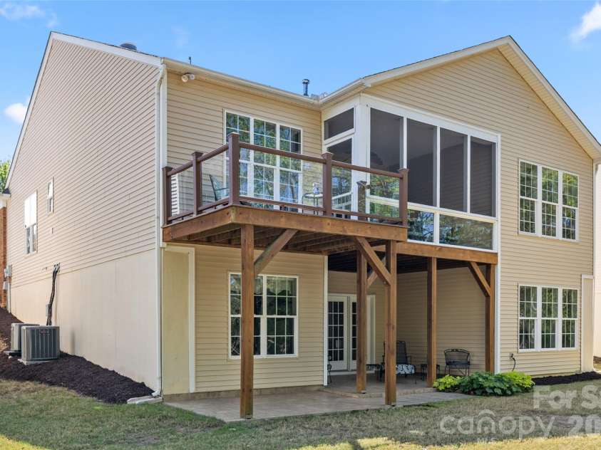 27064 Sanderling Court, Fort Mill, SC 29707.  MLS# CAR4366692, YatesRealty ID 12460. 