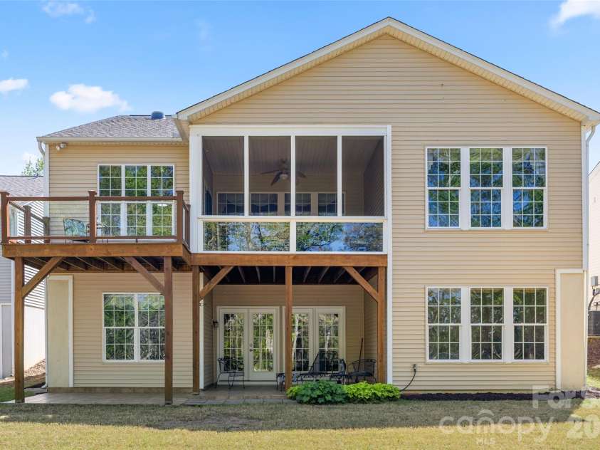 27064 Sanderling Court, Fort Mill, SC 29707.  MLS# CAR4366692, YatesRealty ID 12460. 