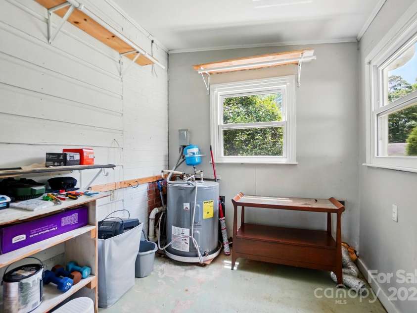 604 Meadowbrook Road, Kings Mountain, NC 28086.  MLS# CAR4255699, YatesRealty ID 12460. 