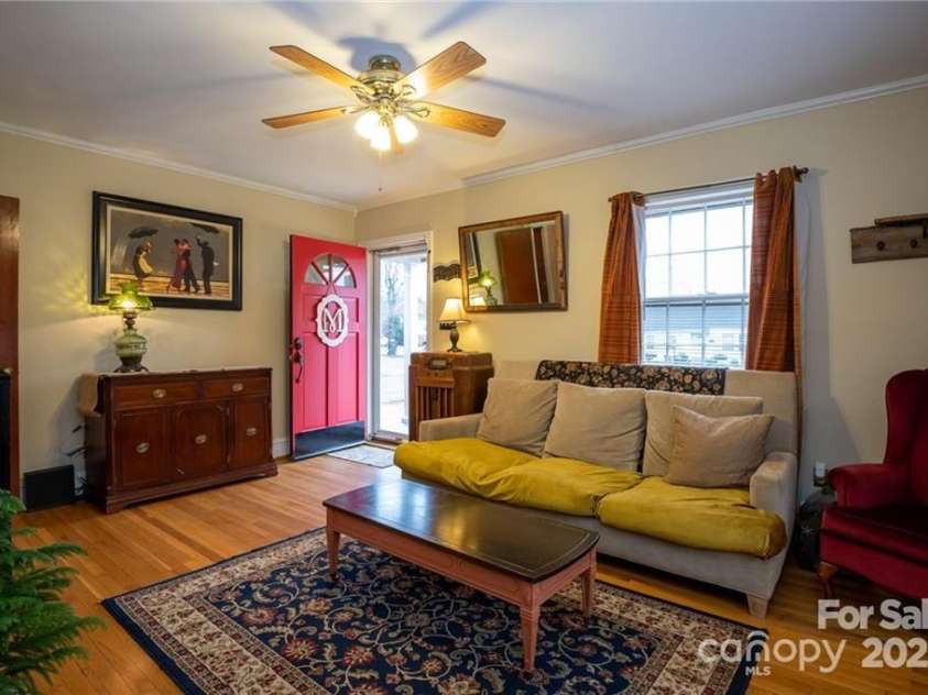 604 Meadowbrook Road, Kings Mountain, NC 28086.  MLS# CAR4255699, YatesRealty ID 12460. When occupied