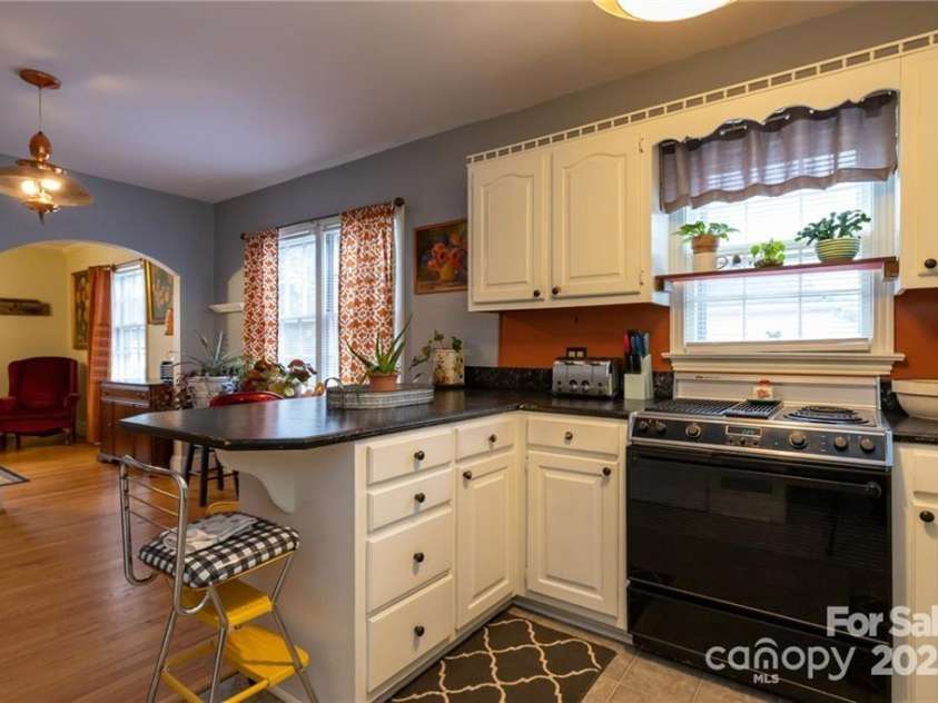 604 Meadowbrook Road, Kings Mountain, NC 28086.  MLS# CAR4255699, YatesRealty ID 12460. When occupied