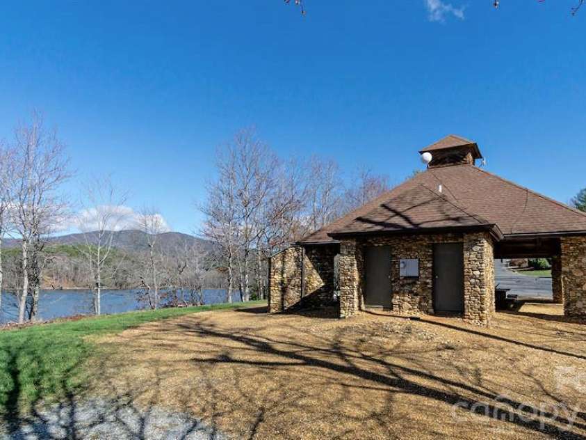 10 Otter Cove Court, Nebo, NC 28761.  MLS# CAR4356573, YatesRealty ID 12461. 