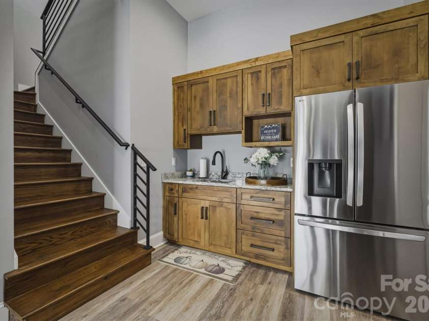 10 Otter Cove Court, Nebo, NC 28761.  MLS# CAR4356573, YatesRealty ID 12461. 