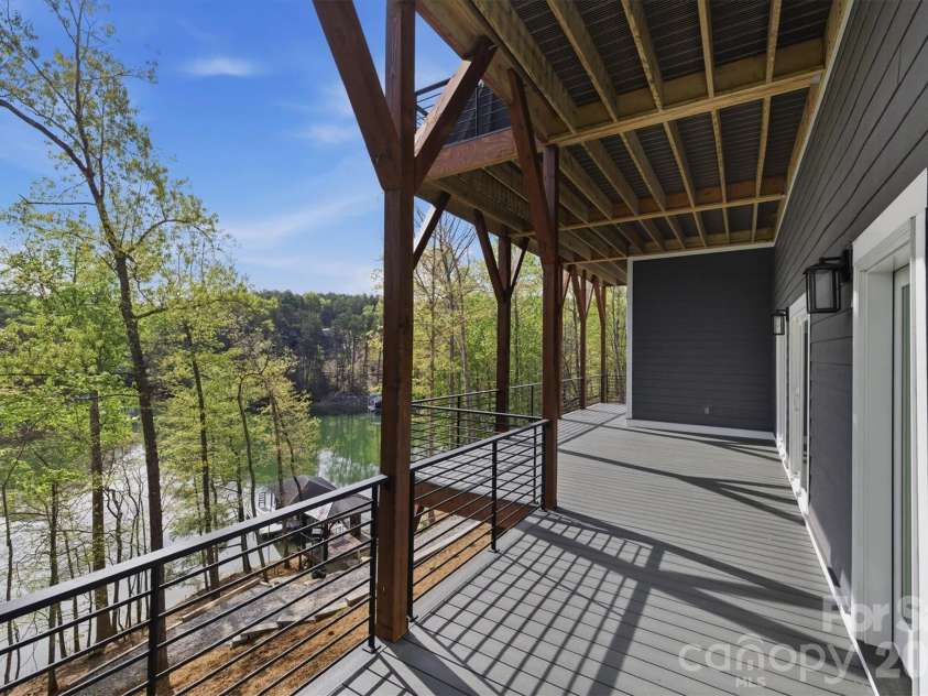 10 Otter Cove Court, Nebo, NC 28761.  MLS# CAR4356573, YatesRealty ID 12461. 
