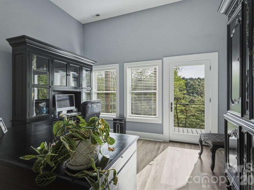 10 Otter Cove Court, Nebo, NC 28761.  MLS# CAR4356573, YatesRealty ID 12461. 