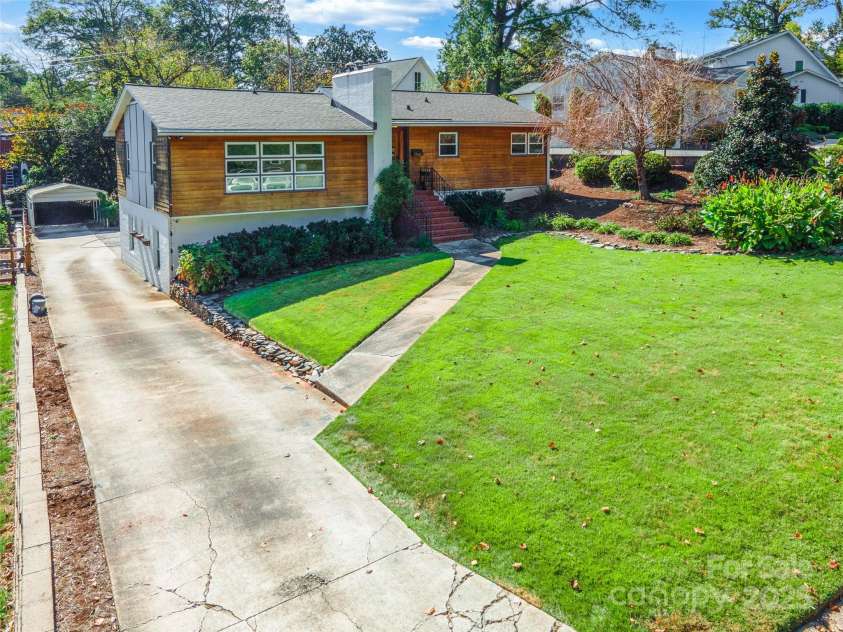 1166 Montford Drive, Charlotte, NC 28209.  MLS# CAR4193255, YatesRealty ID 12462. 