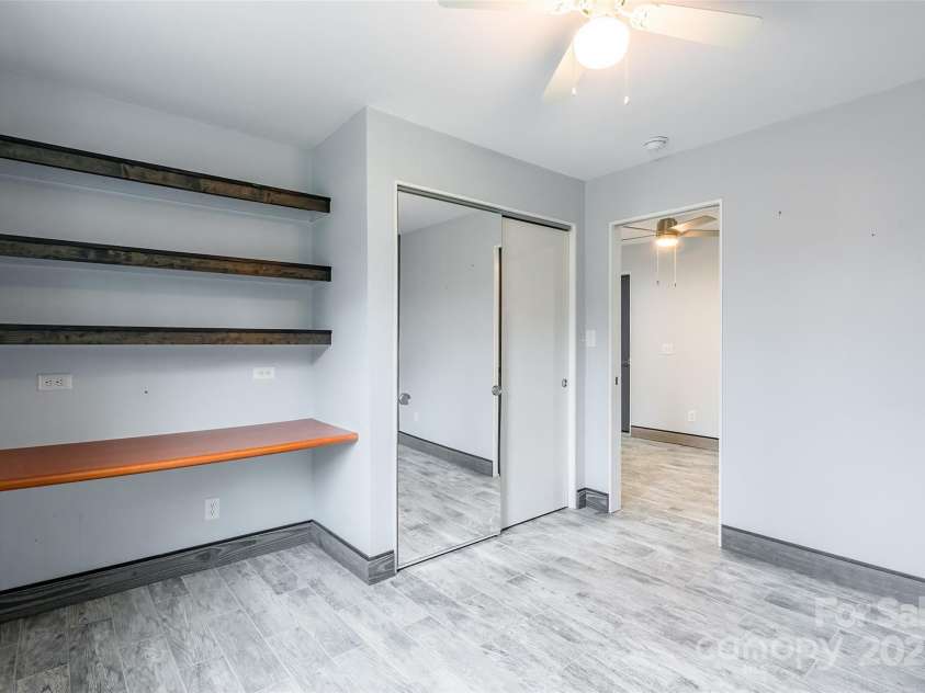 1166 Montford Drive, Charlotte, NC 28209.  MLS# CAR4193255, YatesRealty ID 12462. 