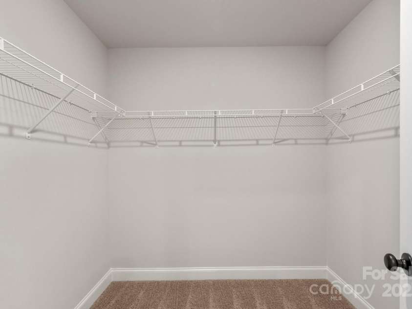 3441 Robindale Drive, Winston Salem, NC 27107.  MLS# CAR4295095, YatesRealty ID 12465. 