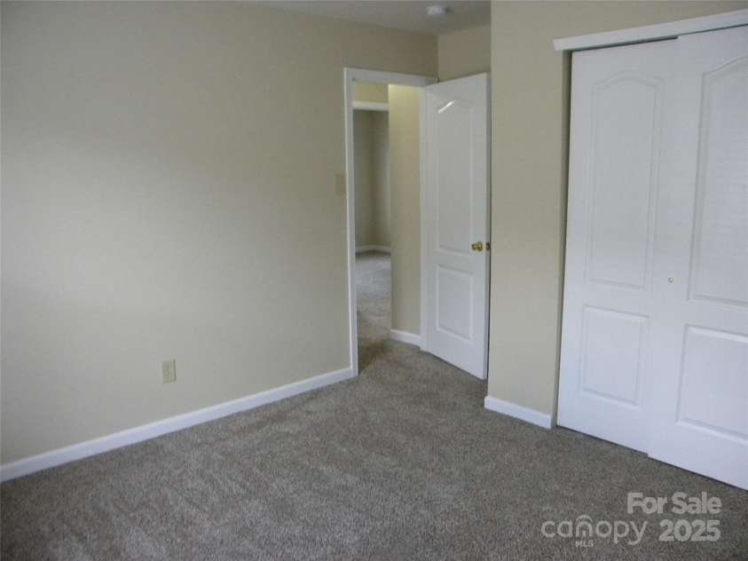 391 Morning Dew Drive, Concord, NC 28025.  MLS# CAR4249580, YatesRealty ID 12465. 