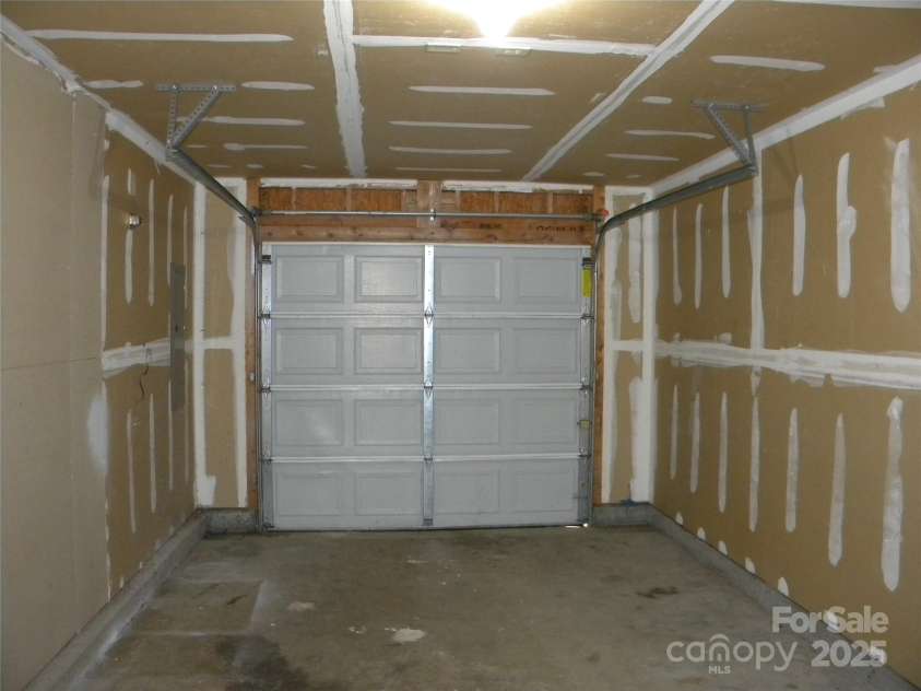 391 Morning Dew Drive, Concord, NC 28025.  MLS# CAR4249580, YatesRealty ID 12465. 