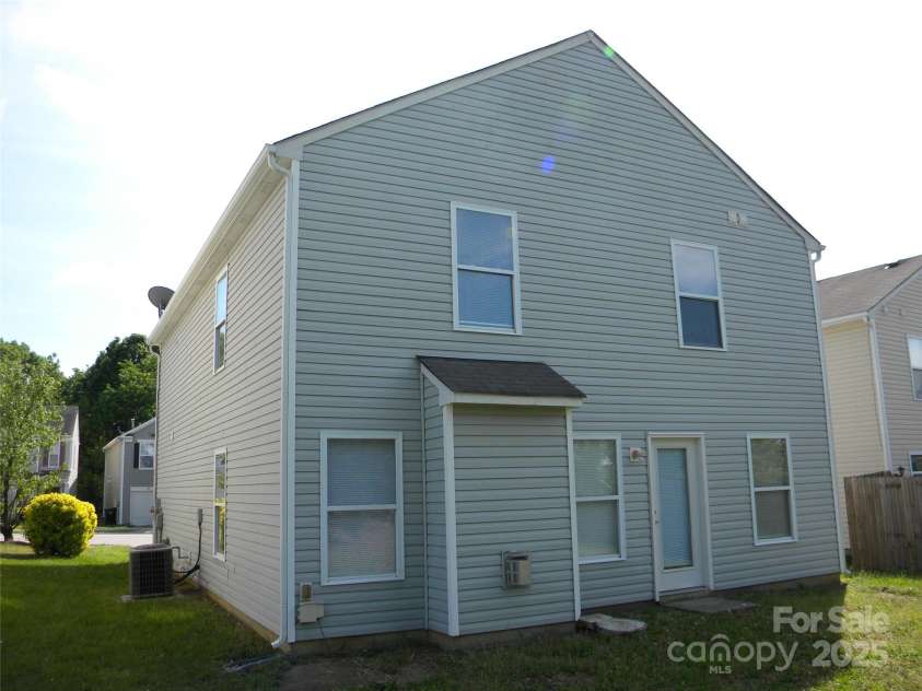 391 Morning Dew Drive, Concord, NC 28025.  MLS# CAR4249580, YatesRealty ID 12465. 