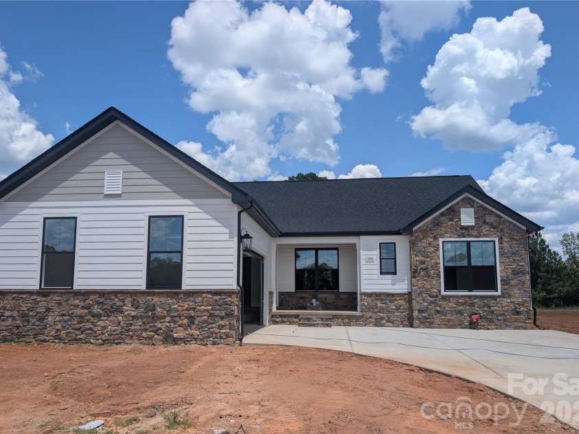 1306 Copper Leaf Drive, Rock Hill, SC 29732.  MLS# CAR4355685, YatesRealty ID 12468. 