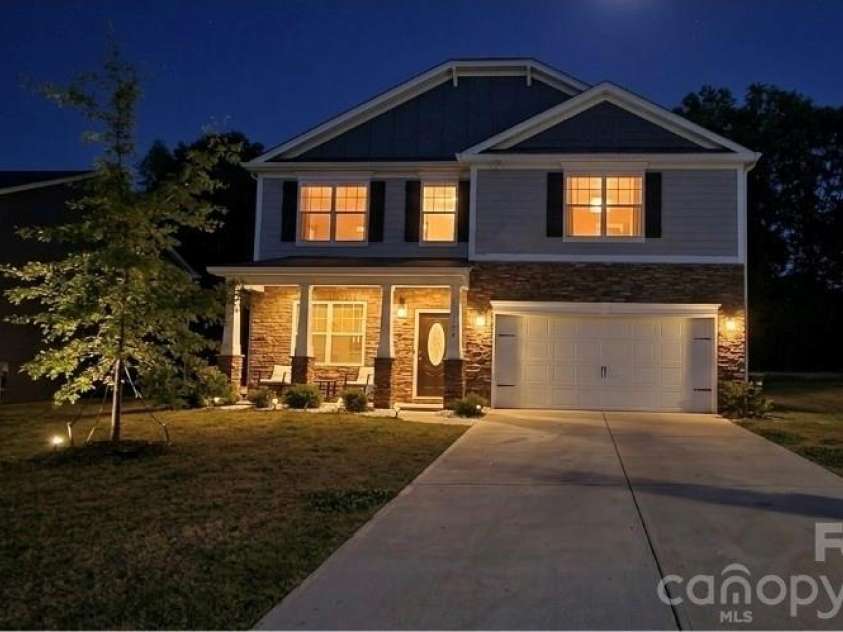 114 Wildflower Drive, Locust, NC 28097.  MLS# CAR4367738, YatesRealty ID 12469. 