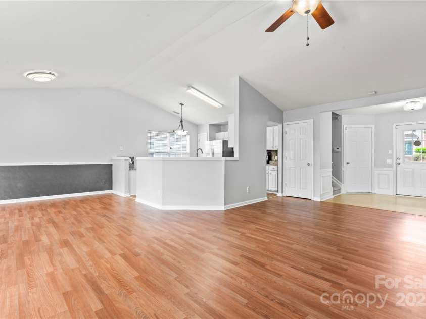 8309 Shinkansen Drive, Charlotte, NC 28213.  MLS# CAR4256523, YatesRealty ID 12469. 