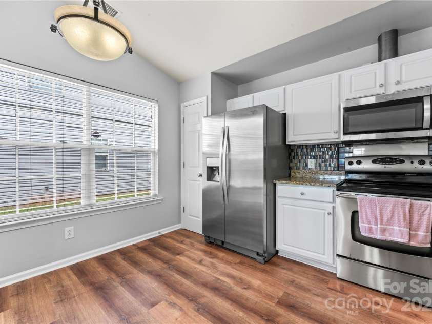 8309 Shinkansen Drive, Charlotte, NC 28213.  MLS# CAR4256523, YatesRealty ID 12469. 