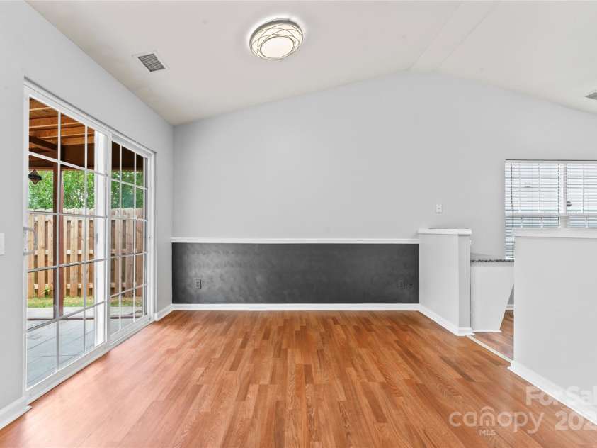 8309 Shinkansen Drive, Charlotte, NC 28213.  MLS# CAR4256523, YatesRealty ID 12469. 