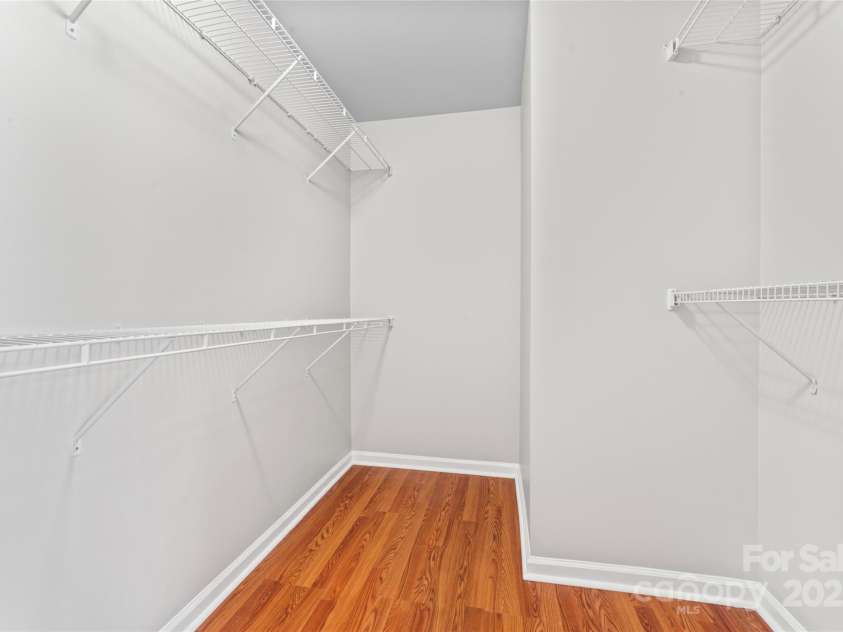 8309 Shinkansen Drive, Charlotte, NC 28213.  MLS# CAR4256523, YatesRealty ID 12469. 