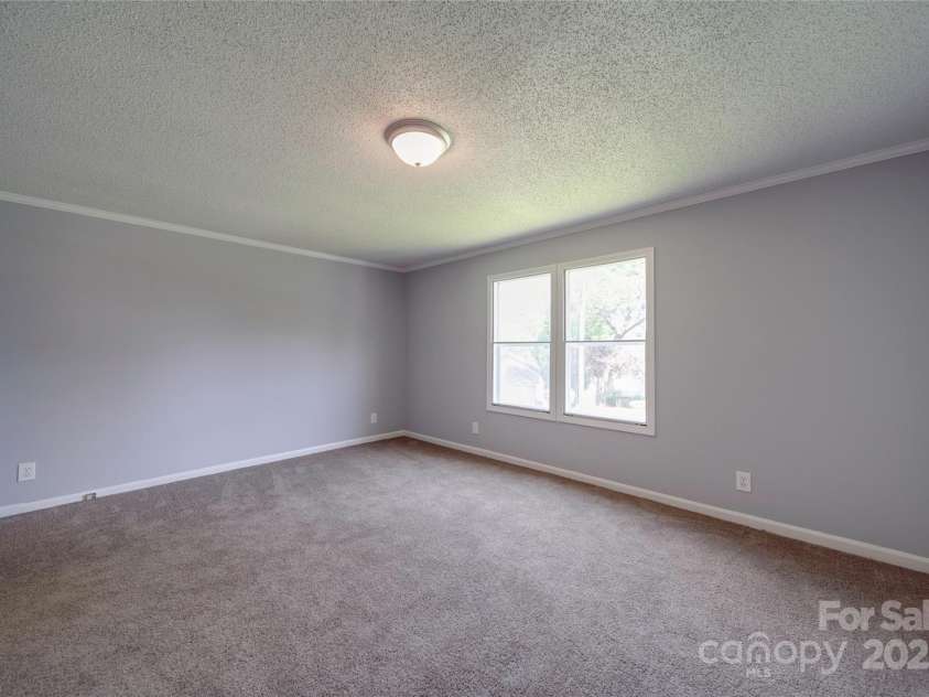 355 Shoreline Road, New London, NC 28127.  MLS# CAR4327994, YatesRealty ID 1247. 