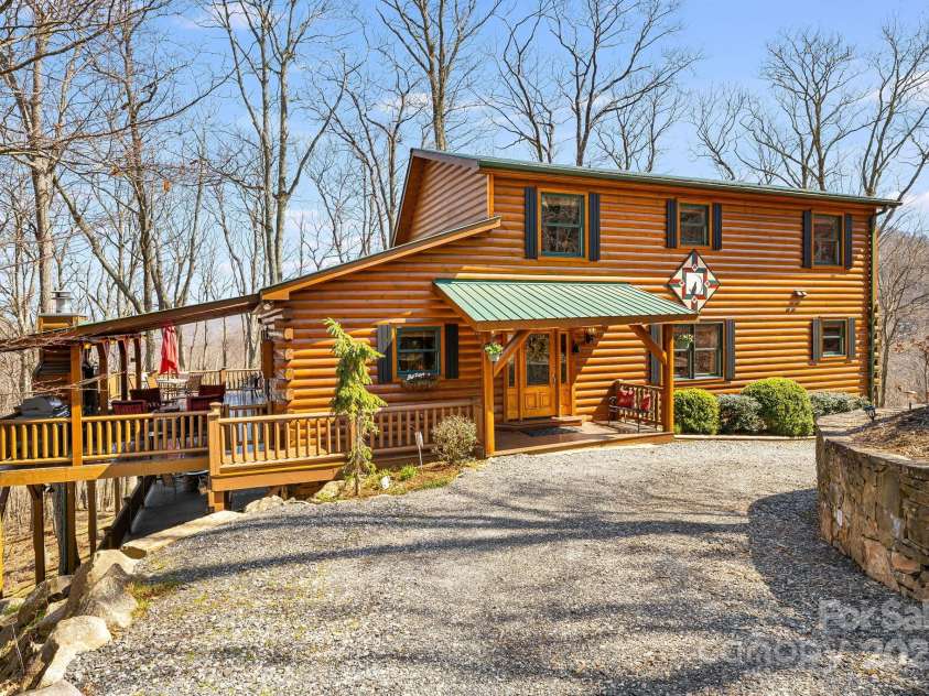 100 Flame Azalea Lane, Mars Hill, NC 28754.  MLS# CAR4248115, YatesRealty ID 12470. Welcome to 100 Flame Azalea Lane sitting at 4240 ft in elevation.