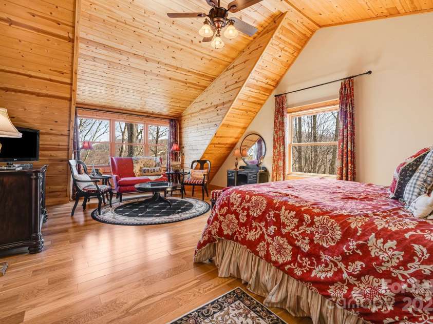 100 Flame Azalea Lane, Mars Hill, NC 28754.  MLS# CAR4248115, YatesRealty ID 12470. Welcome to 