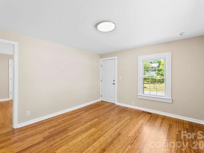 203 Sacco Street, Belmont, NC 28012.  MLS# CAR4370309, YatesRealty ID 12471. 