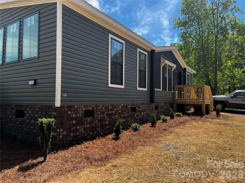 1101 Marion Street, Lancaster, SC 29720.  MLS# CAR4370964, YatesRealty ID 12472. 