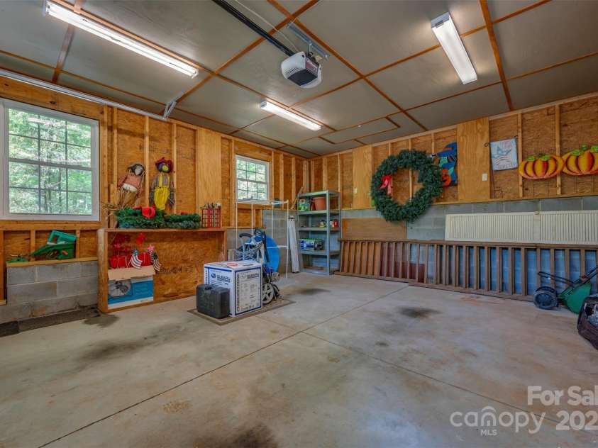 768 White Oak Lane, Tryon, NC 28782.  MLS# CAR4304996, YatesRealty ID 12472. Detached Garage