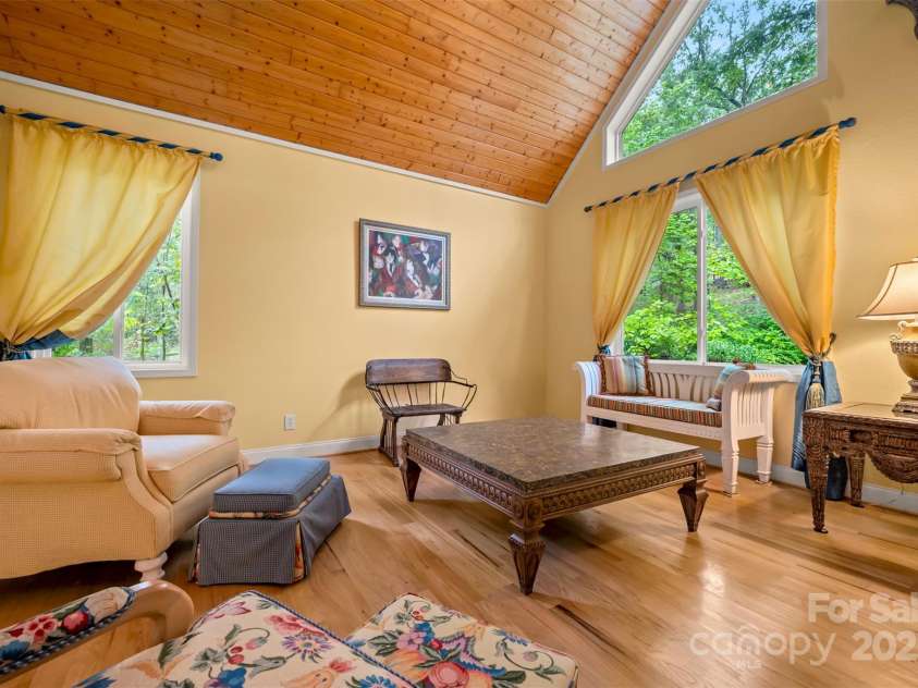 768 White Oak Lane, Tryon, NC 28782.  MLS# CAR4304996, YatesRealty ID 12472. Living Room