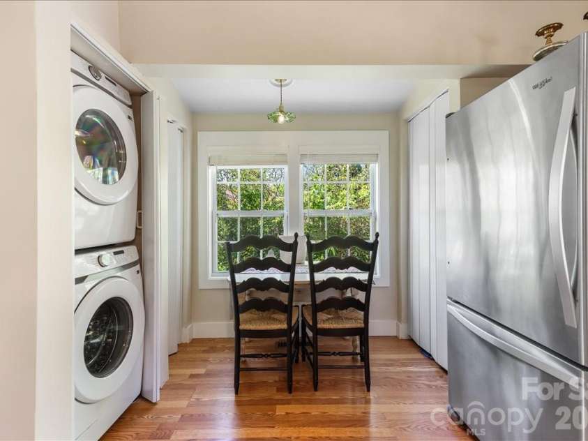 14 Woodrow Avenue, Asheville, NC 28801.  MLS# CAR4355902, YatesRealty ID 12473. 