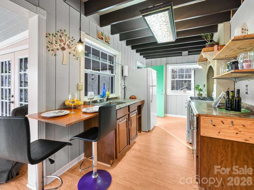 90 Davidson Gap Road, Leicester, NC 28748.  MLS# CAR4368699, YatesRealty ID 12474. Bright Kitchen