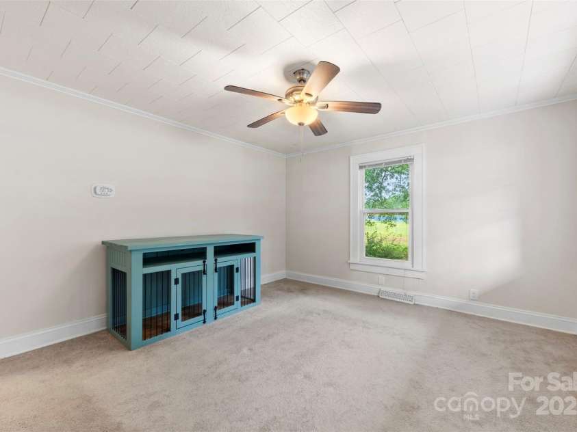 430 Sells Road, Salisbury, NC 28144.  MLS# CAR4253336, YatesRealty ID 12475. 