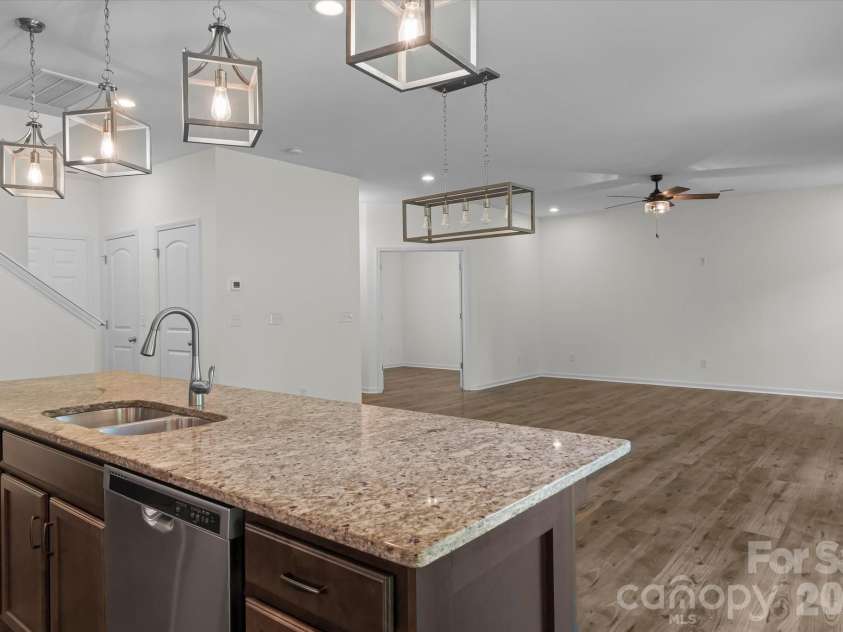 127 Buoy Lane, Statesville, NC 28677.  MLS# CAR4369903, YatesRealty ID 12477. 