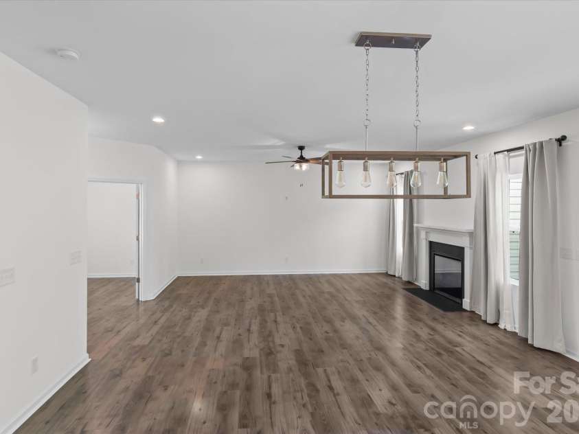 127 Buoy Lane, Statesville, NC 28677.  MLS# CAR4369903, YatesRealty ID 12477. 