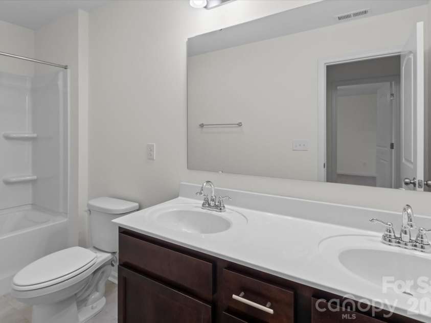 127 Buoy Lane, Statesville, NC 28677.  MLS# CAR4369903, YatesRealty ID 12477. 