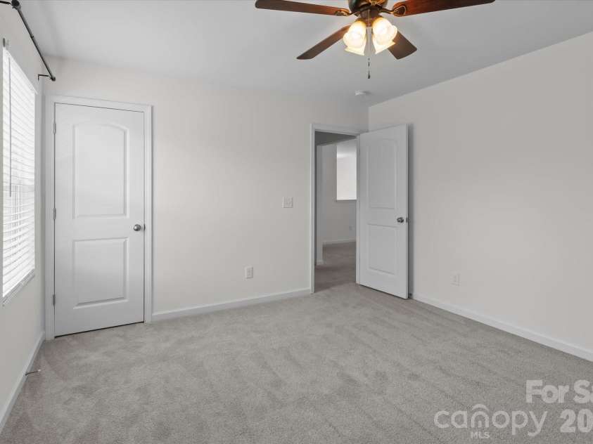 127 Buoy Lane, Statesville, NC 28677.  MLS# CAR4369903, YatesRealty ID 12477. 