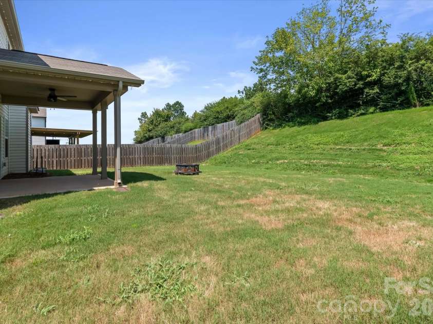 127 Buoy Lane, Statesville, NC 28677.  MLS# CAR4369903, YatesRealty ID 12477. 