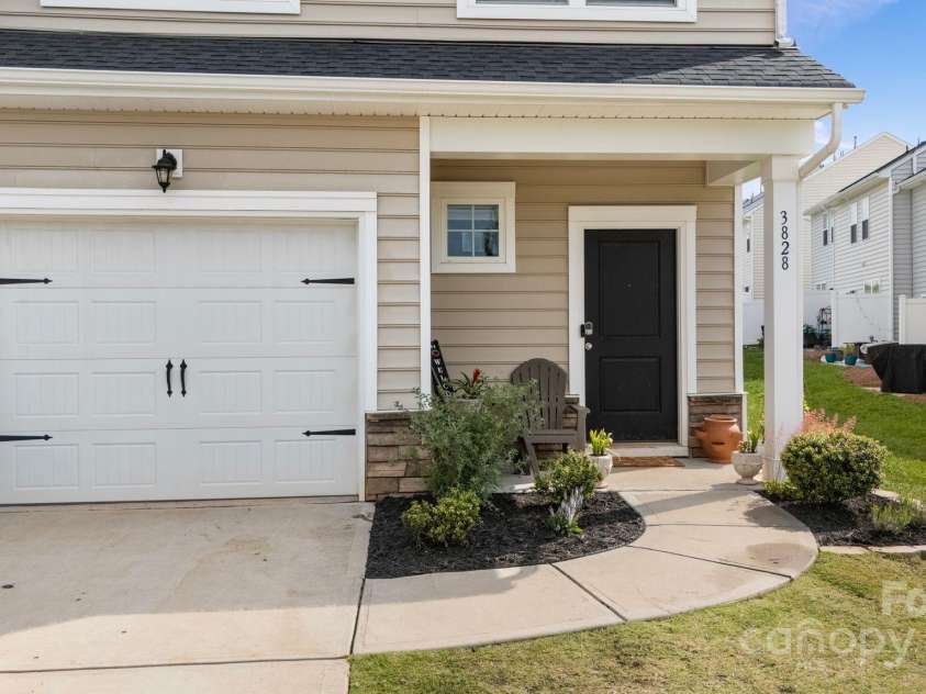 3828 Yorkshire Place, Terrell, NC 28682.  MLS# CAR4250699, YatesRealty ID 12478. 