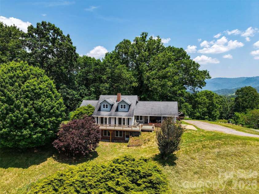 80 Gobblers Knob Drive, Clyde, NC 28721.  MLS# CAR4370809, YatesRealty ID 12478. 