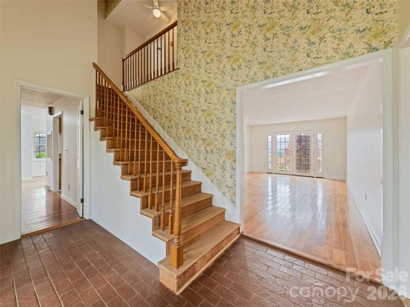 80 Gobblers Knob Drive, Clyde, NC 28721.  MLS# CAR4370809, YatesRealty ID 12478. 