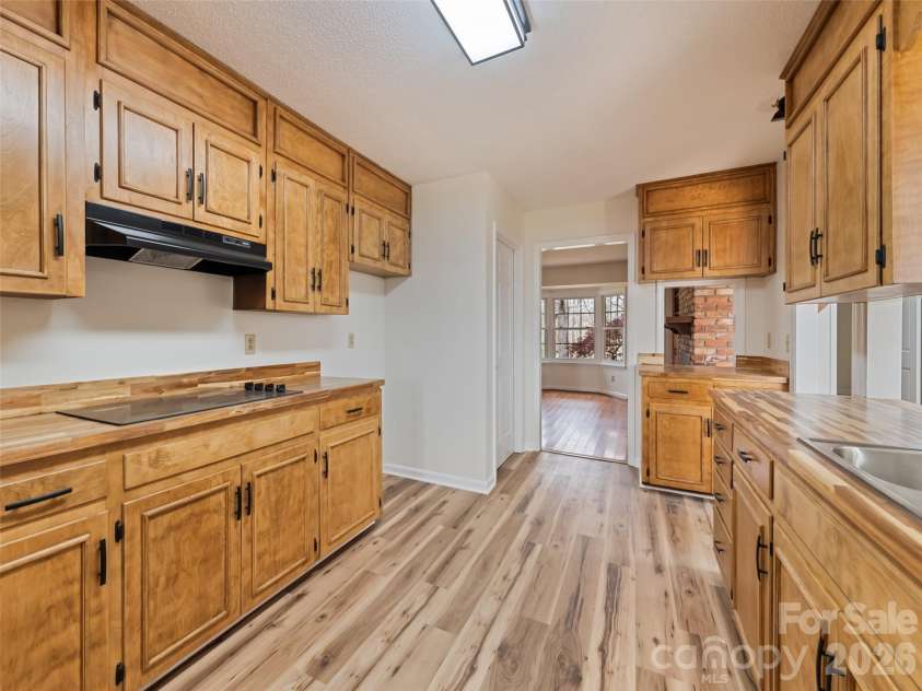 80 Gobblers Knob Drive, Clyde, NC 28721.  MLS# CAR4370809, YatesRealty ID 12478. 